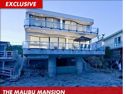 0210_halle_berry_malibu_mansion_launch_EX