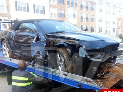 1128_bobbi_kristina_car_tmz_wm_article