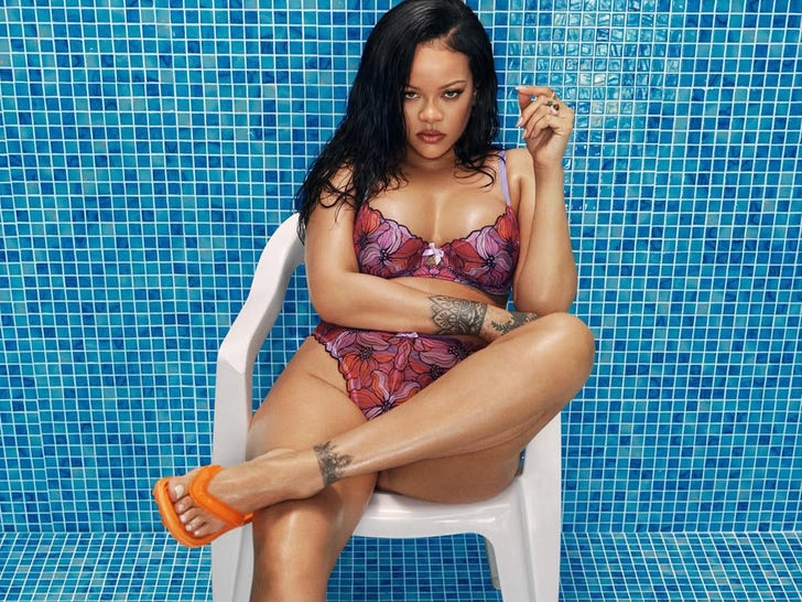 0530-Rihanna-Floral-Lingerie-SUB-2