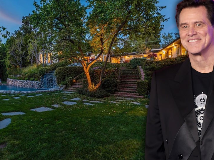 0811-Jim-Carrey-La-Mansion-PRIMARY