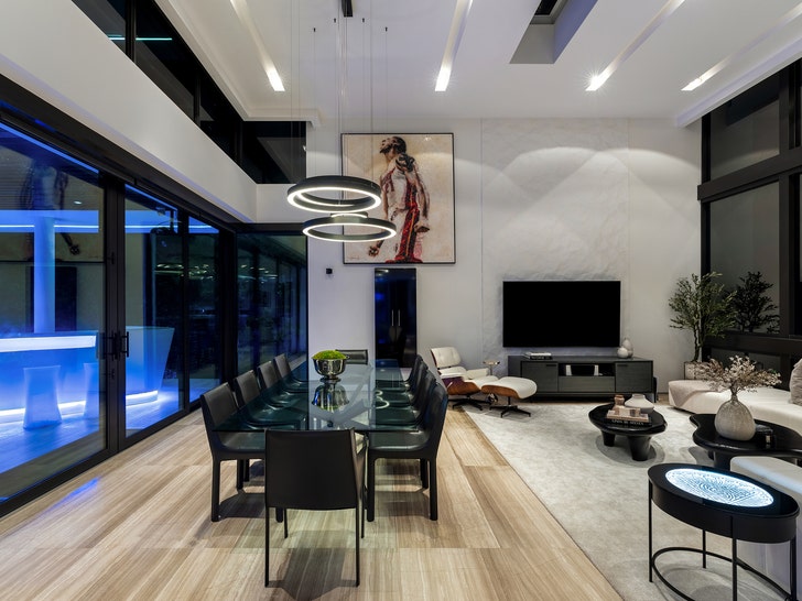 21A528 Lakeview Ct_1oakstudios_01_TWI