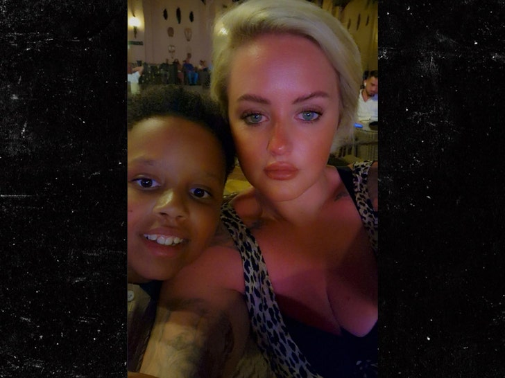 Frankie-Rae Law and mother