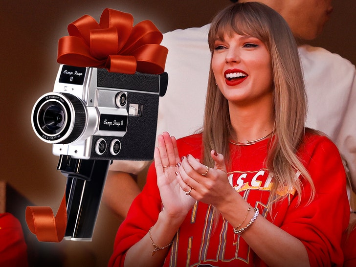 taylor swift snap camera main getty campsnapphoto.com