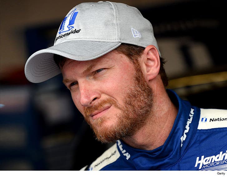 Dale Earnhardt Jr Retiring from NASCAR After Season :: 0425-dale-earnhardt-jr-getty-7