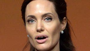 Angelina Jolie -- I Got My Ovaries Removed ... I'm On a Mission to Live