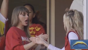 Apretón de manos entre Taylor Swift y Brittany Mahomes recibe reacciones divididas