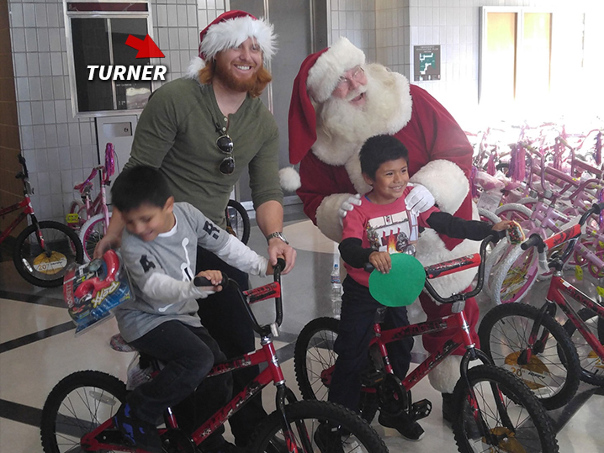 A memorial bike ride remembers Justin Turner