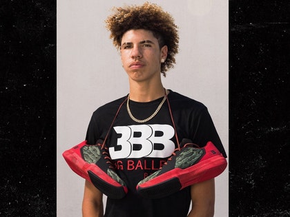 0831_lamelo-ball_shoe-main