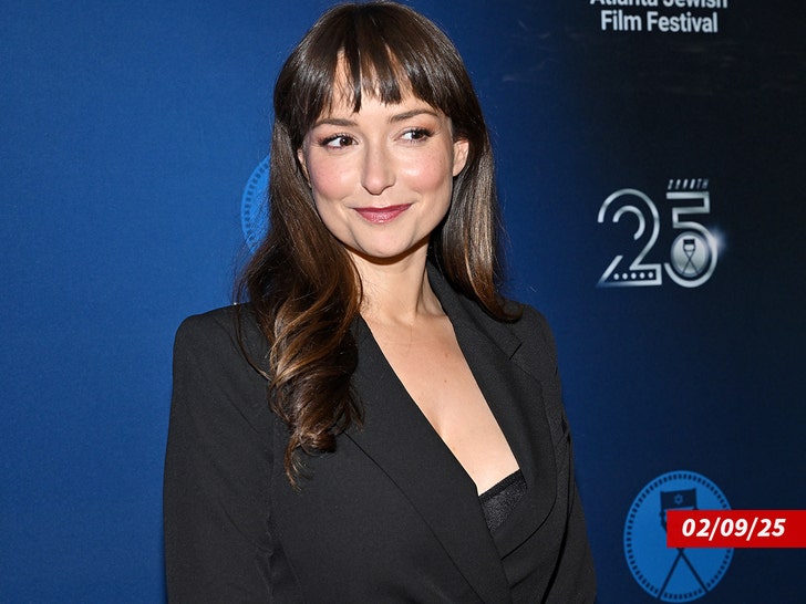 Milana Vayntrub sub getty 2