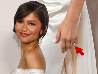 zendaya flashing ring getty 1