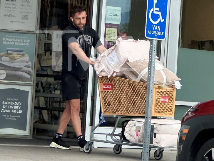 Jordan-Ngatikaura-tmz-1