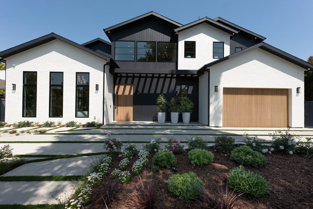 Allison Holker home 3