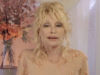 020221_dolly_parton-primary