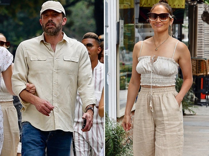 Ben Affleck and Jennifer Lopez Arrive in Georgia for Weekend Wedding Festivities.jpg