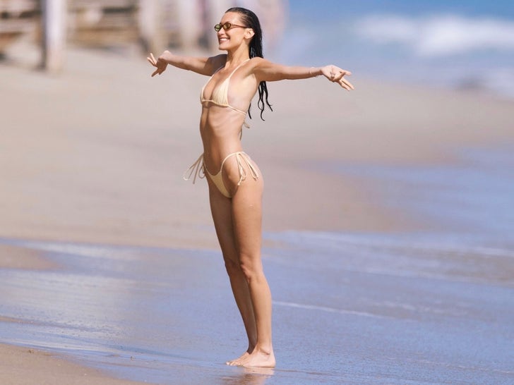 0829-Bella-Hadid-Malibu-Beach-Bikini-SUB