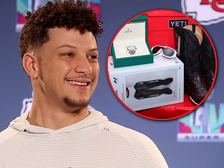 Patrick Mahomes Showers Teammates In Gifts, Rolexes & Lucchese Boots!