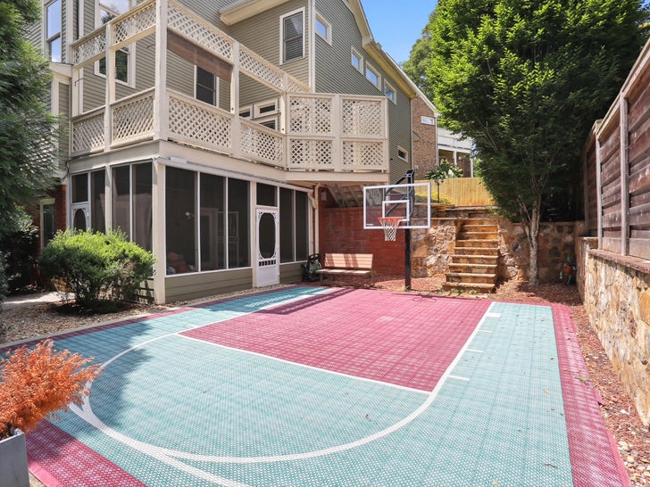 0114-Angel-McCoughtry-Lists-Home-Sub2