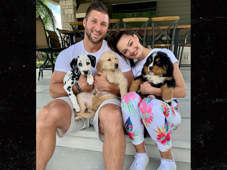 Tim Tebow and Wife Start a Super-Cute Puppy Family, Meet Kobe!!!