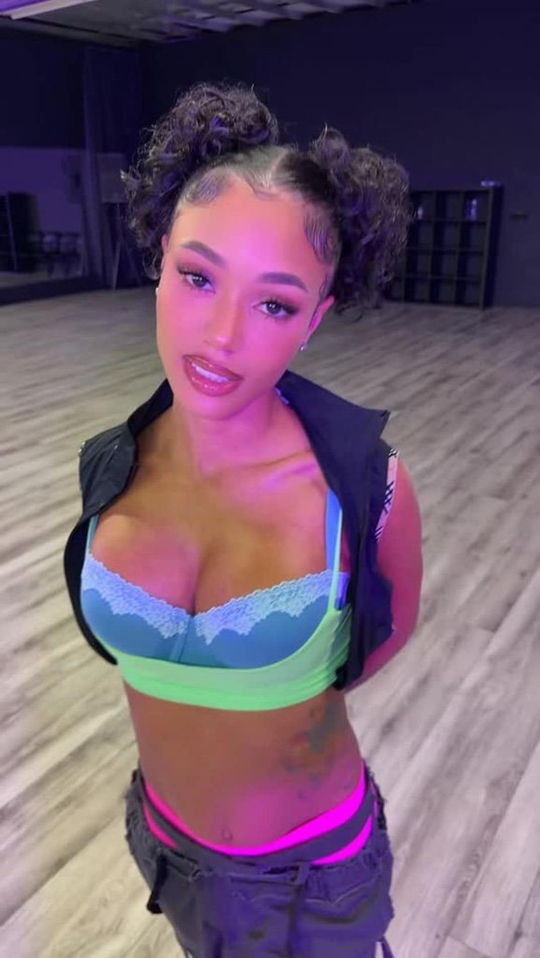 Coi Leray Hot Shots 4