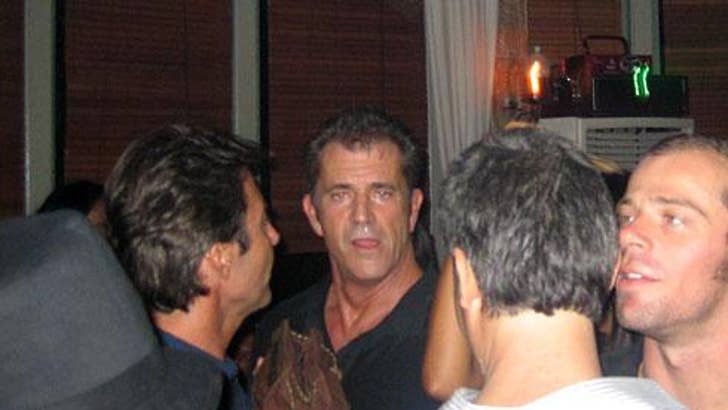 1002_mel_gibson_fame-1