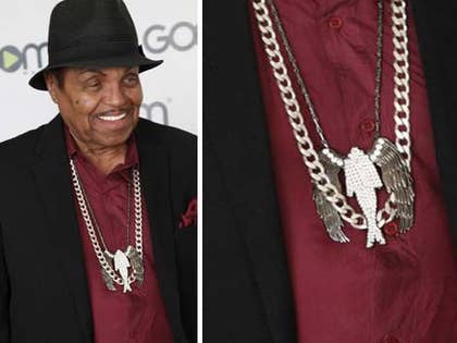 1022_joe_jackson_necklace_