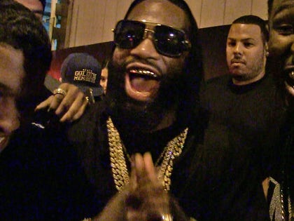 042516_adrien_broner_primary