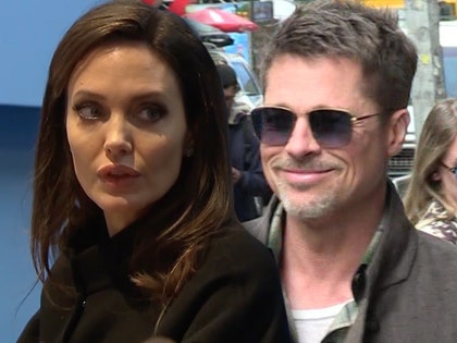 0612-angelina-jolie-brad-pitt-tmz-getty-01