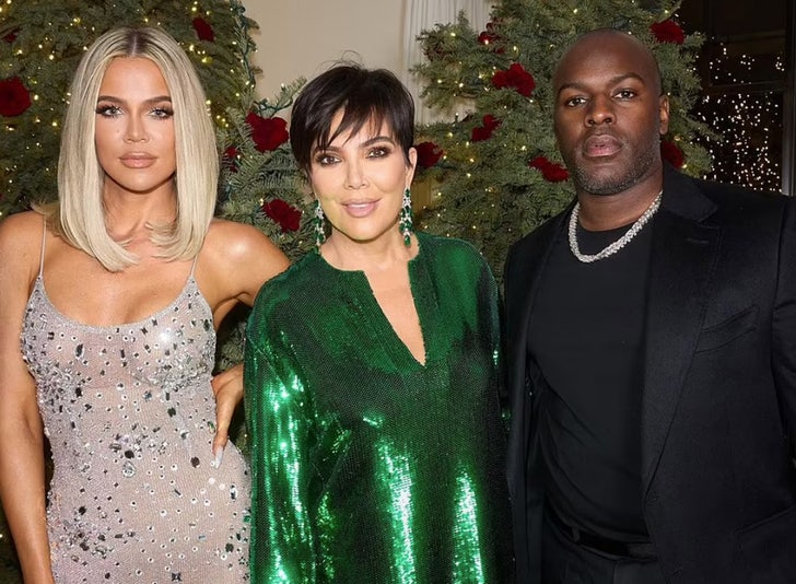 Kris Jenner Family Christmas Party December 24, 2019 – Star Style