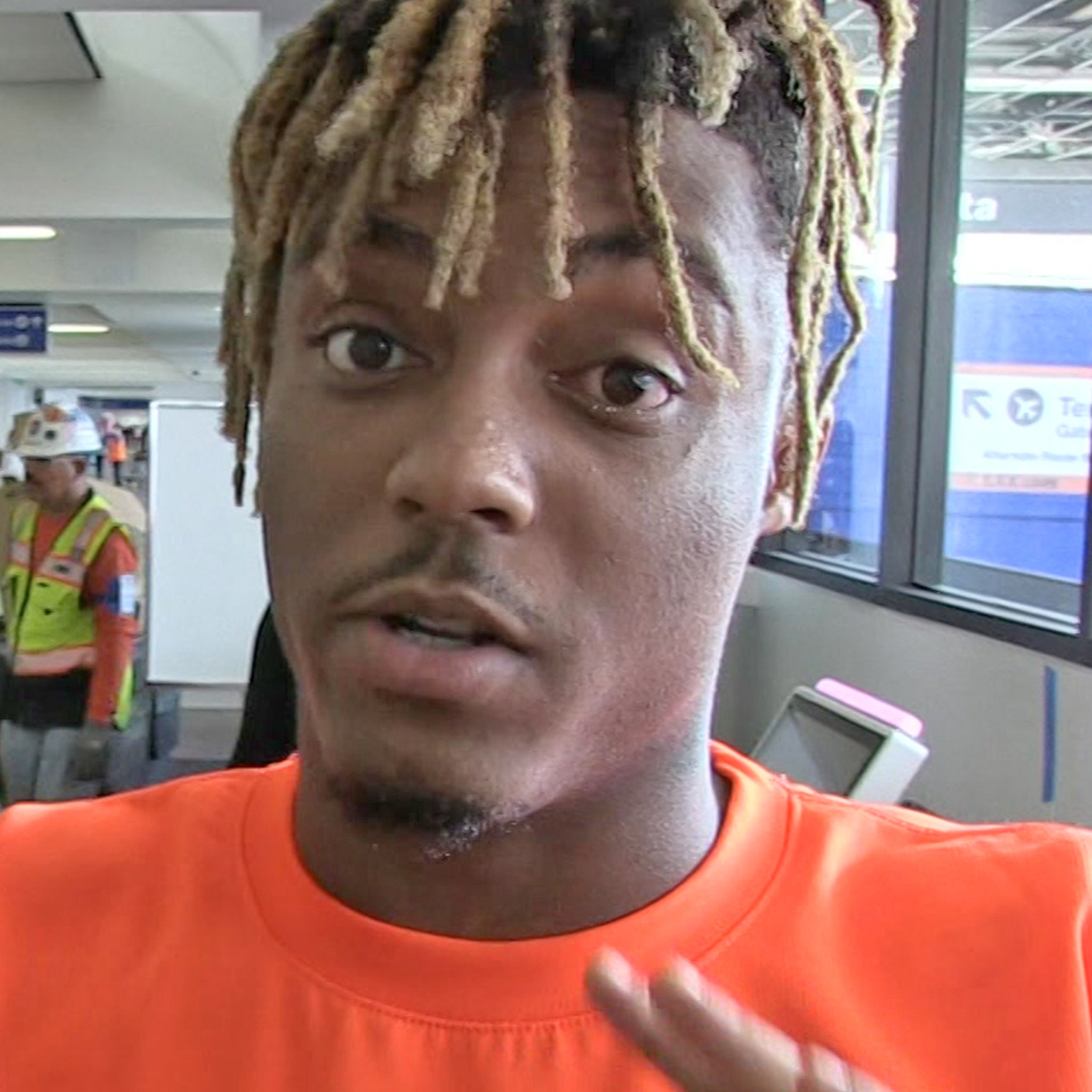 Juice WRLD Swallowed Tons of Percocet to Hide from Feds, Cops photo