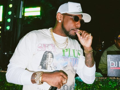 0909-Fabolous-Performing-Smoking-PRIMARY