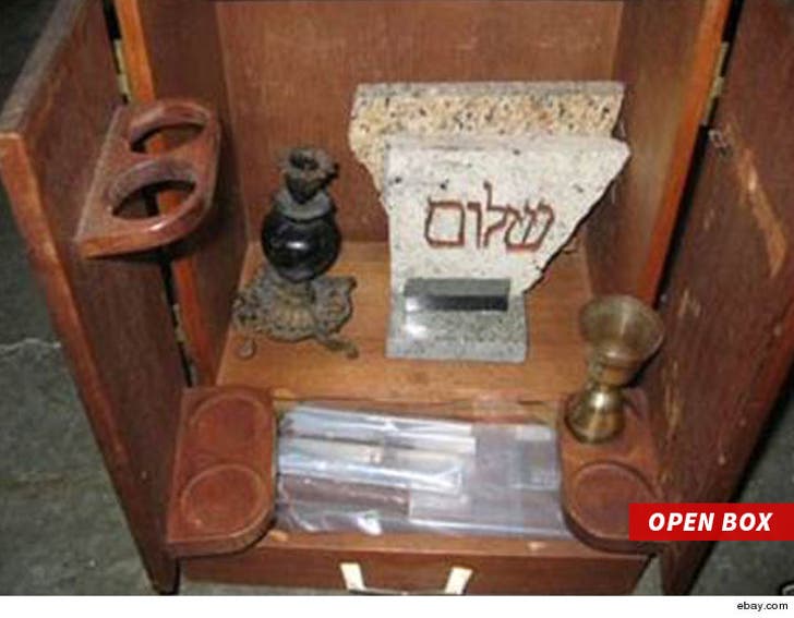 Zak Bagans Is The Scared New Owner Of Dybbuk Box World S Most Haunted