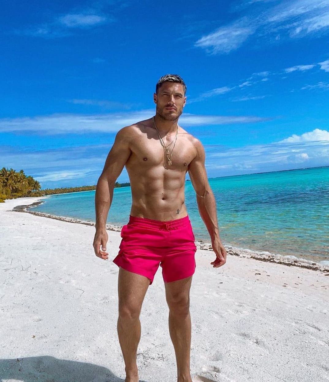 0613 Chris Appleton Shirtless Shots 1