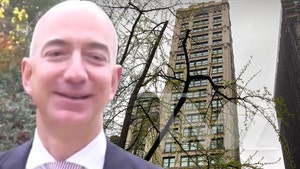 Jeff Bezos Buys $16 Million New York City Apartment