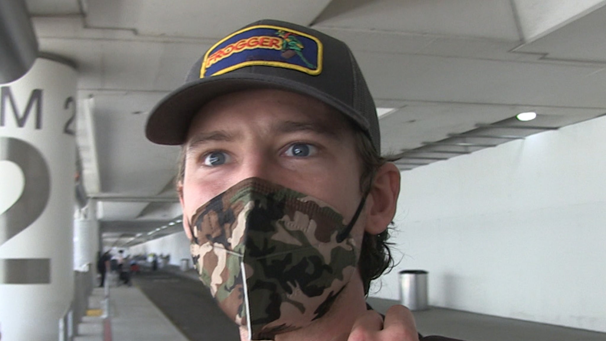 'Top Gun: Maverick' Star Lewis Pullman Admits He Puked While Filming Flight Scen..