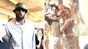 051726_lebron_james_sofia_vergara_primary
