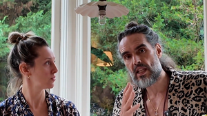 102126_russell_brand_primary