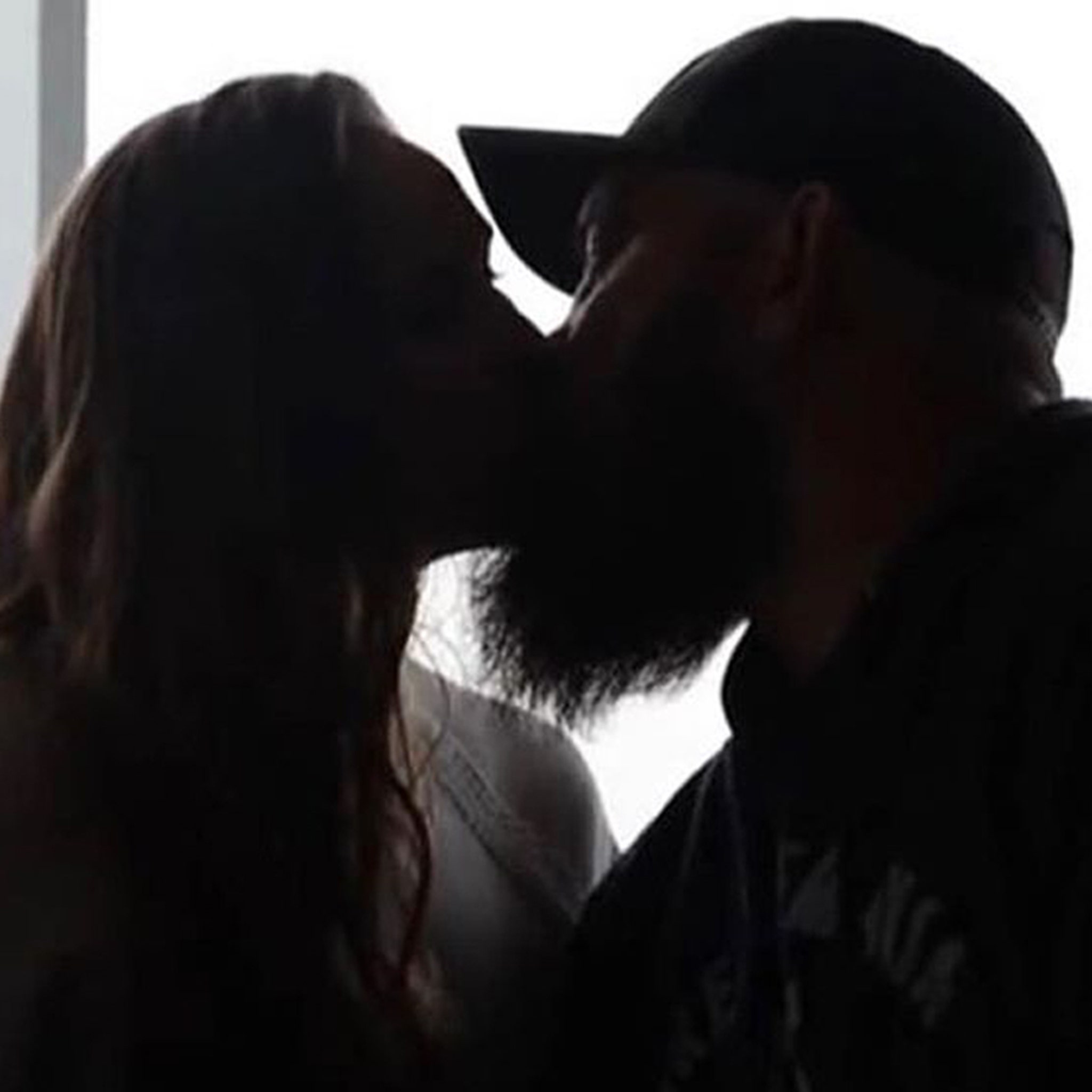 Ronda Rousey Takes WWE Hiatus to Get Pregnant, Start Family