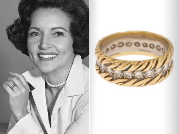 affa9cf69f3b473bb7c6cde939b929a0 md | Betty White's Estate Going Up for Auction, Over 1,500 Pieces of Memorabilia | The Paradise News