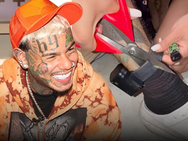 6ix9ine Cuts Ankle Monitor Getty 1