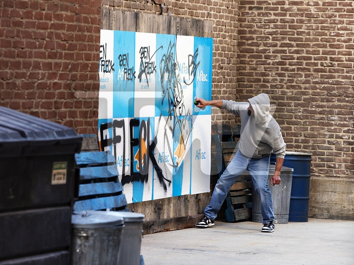 ben affleck graffiti 2