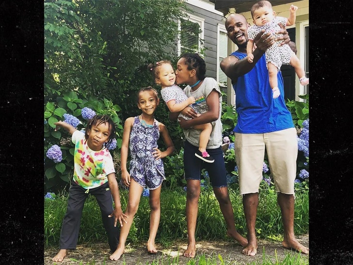 Chilling crash scene pictures show total devastation of smash that killed  Black Panther star Taraja Ramsess & his 3 kids