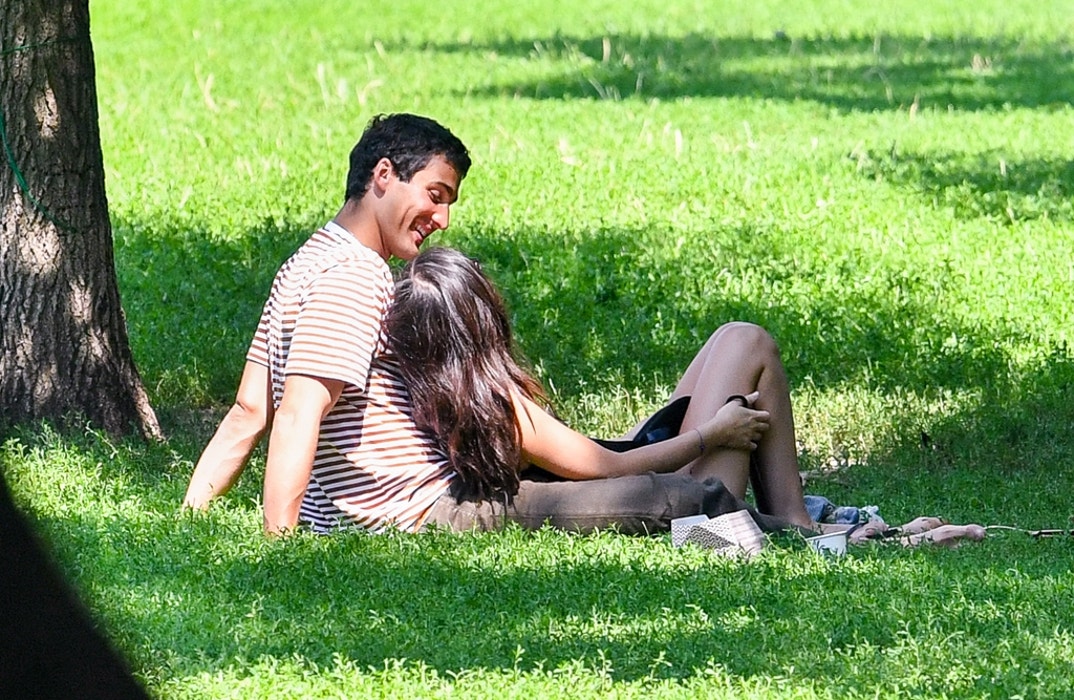 Olivia Rodrigo Park PDA 4