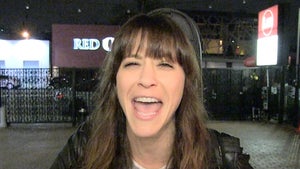 'American Idol' Alum Jackie Tohn Knows How Producers Know Contestants Are Hooking Up