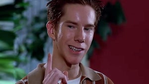 0528-Chris-Owen-Memba-Them-hero