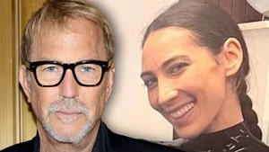kevin-costner-Devyn-LaBella-getty-ig-1