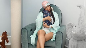 cardi b and new baby insta 3