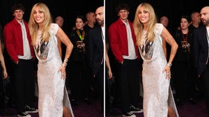 0324-Miley-Cyrus-Whath's-the-Big-Frigin'-Diff-PRIMARY