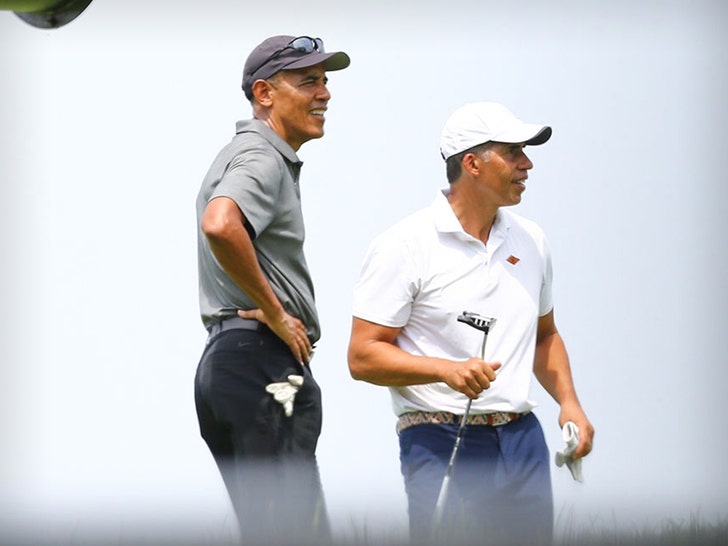 Obama Goes Golfing