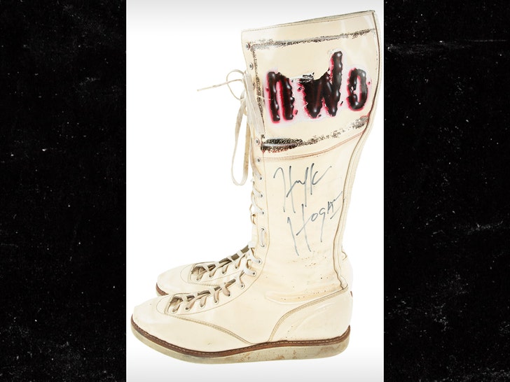 hulk-hogan-boots-Heritage-Auctions-1