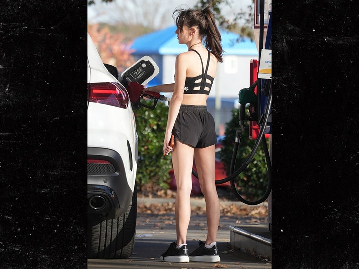 jordon hudson backgrid sub 2